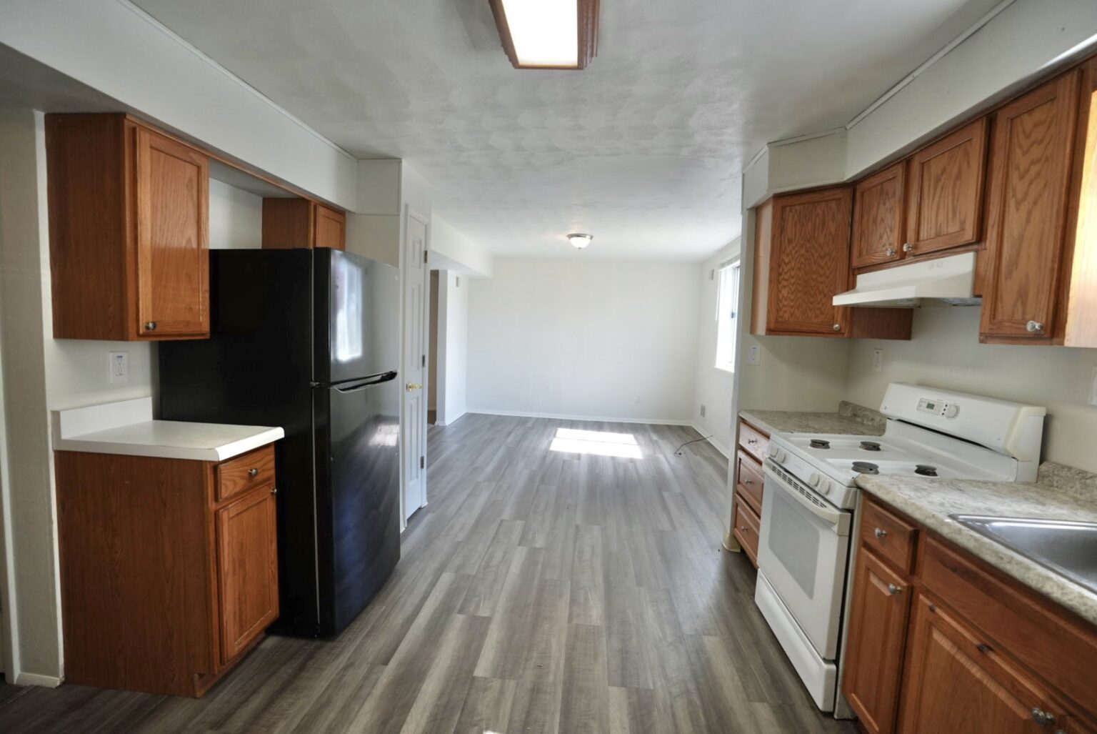 6903 McKinley St, Clairton (4bdrm) Becoate Property Management LLC